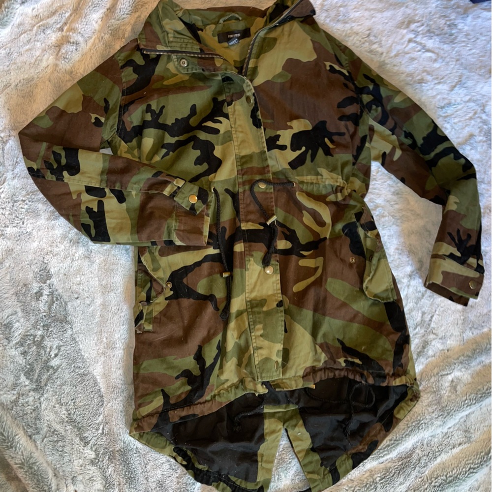 Camo Long Jacket from Forever 21 - Size Medium